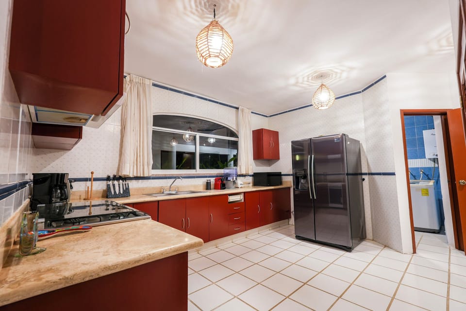 ample kitchen with everything you need to cook
