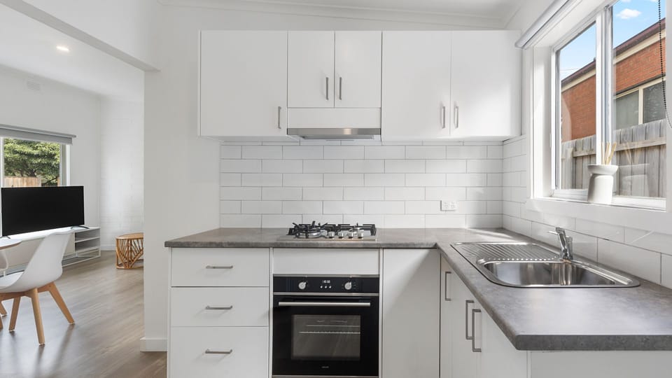 Equipped kitchen with ample bench space