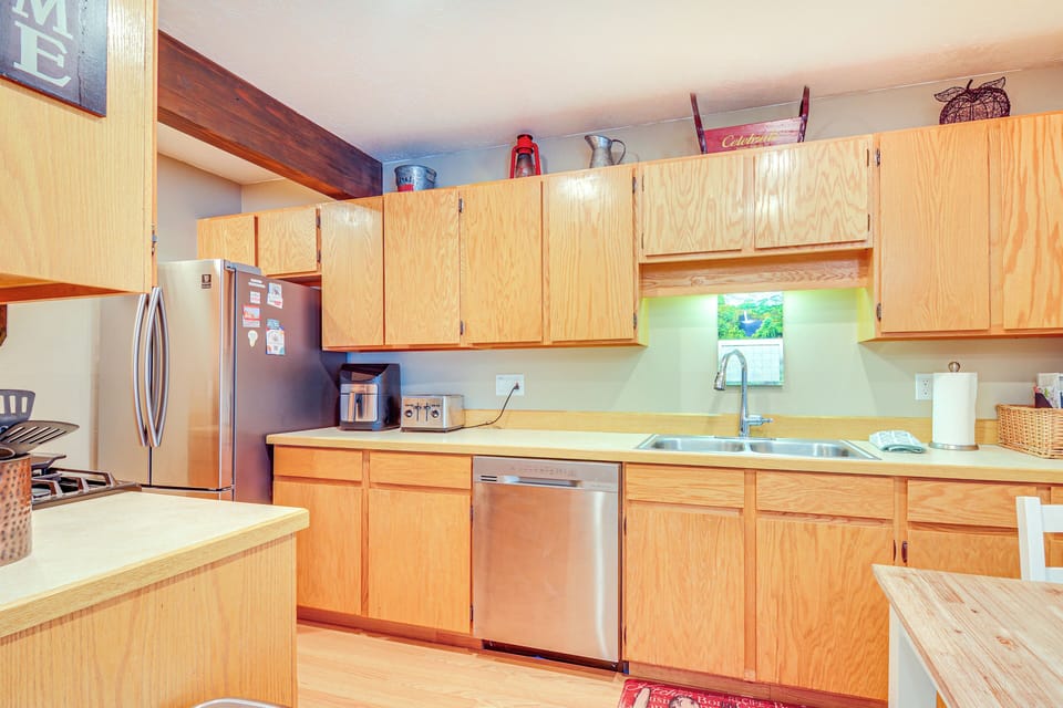 Kitchen | 1st Floor | Cooking & Baking Basics