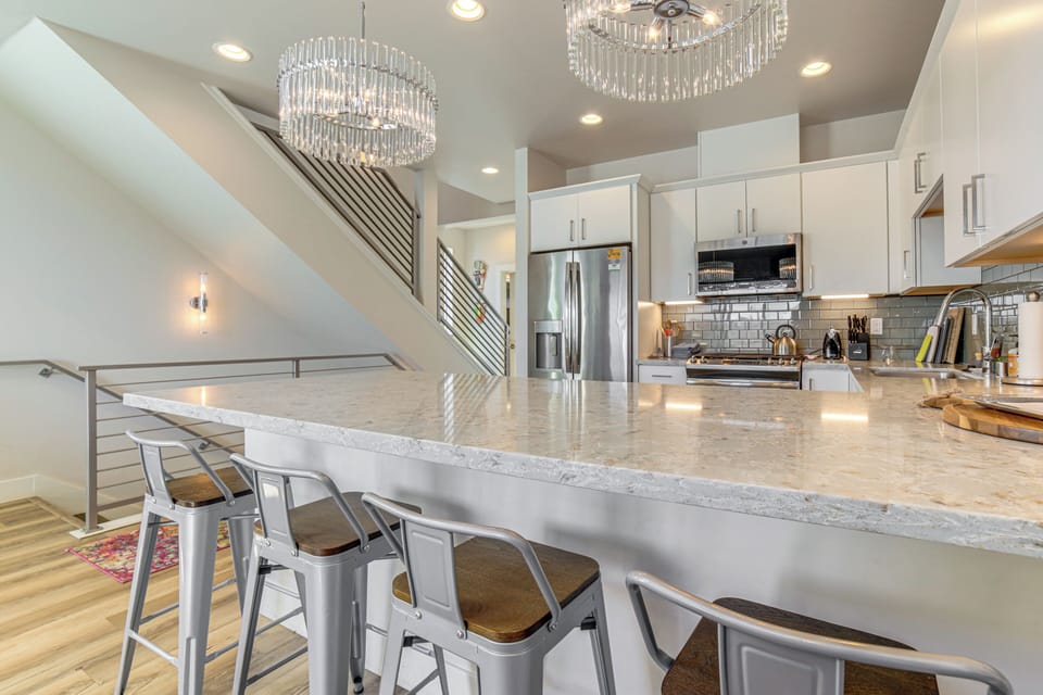 Kitchen | Breakfast Bar | Cooking Basics | Drip Coffee Maker | 2nd Floor