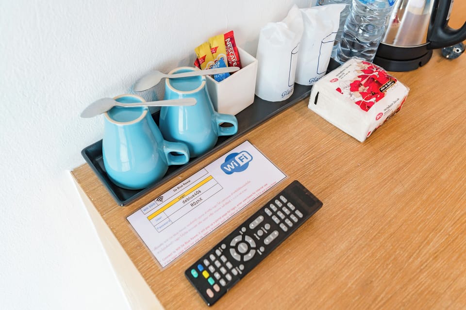 Superior Double or Twin Room, Mountain View | Room amenity
