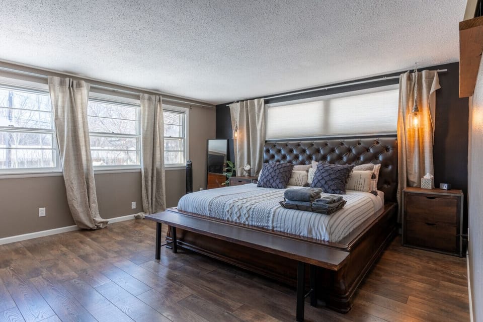 Primary Bedroom w/ King Bed