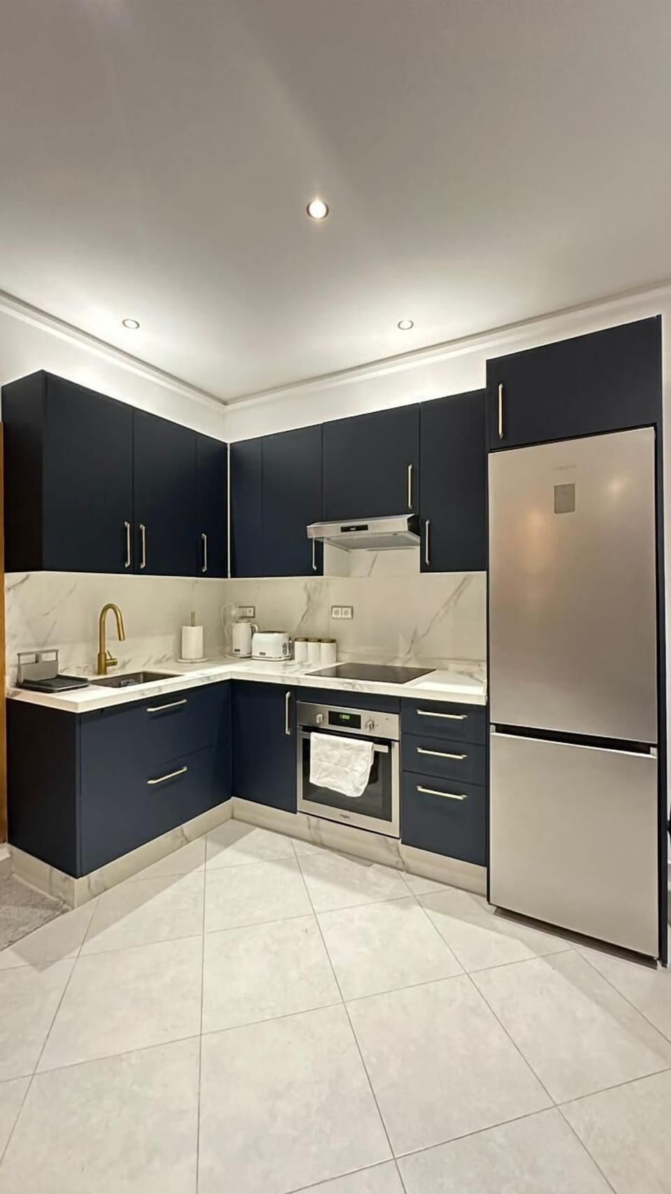 Family Apartment | Private kitchen | Electric kettle