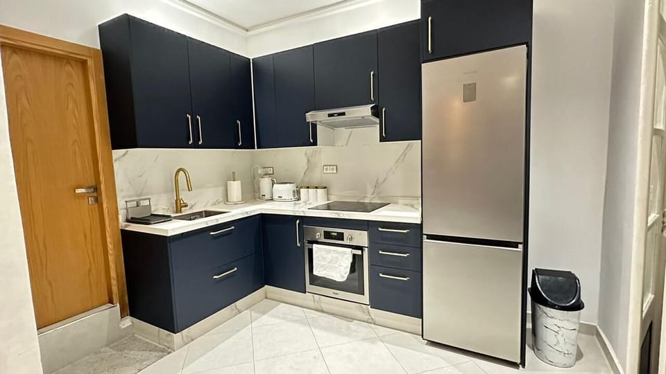 Family Apartment | Private kitchen | Electric kettle