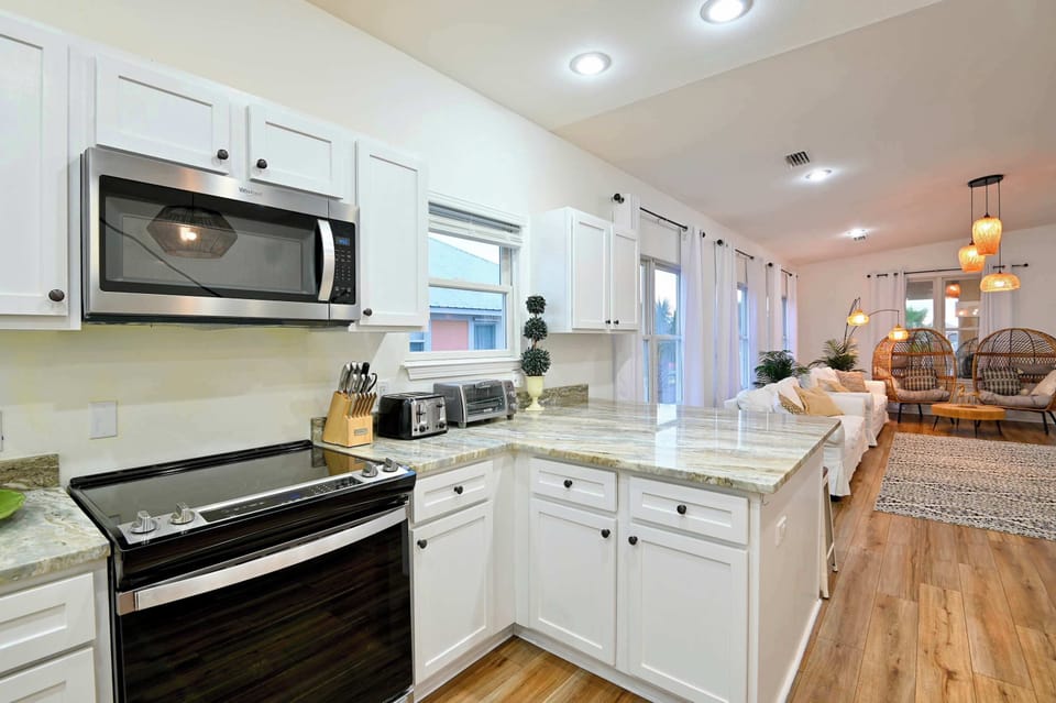 Fully equipped kitchen