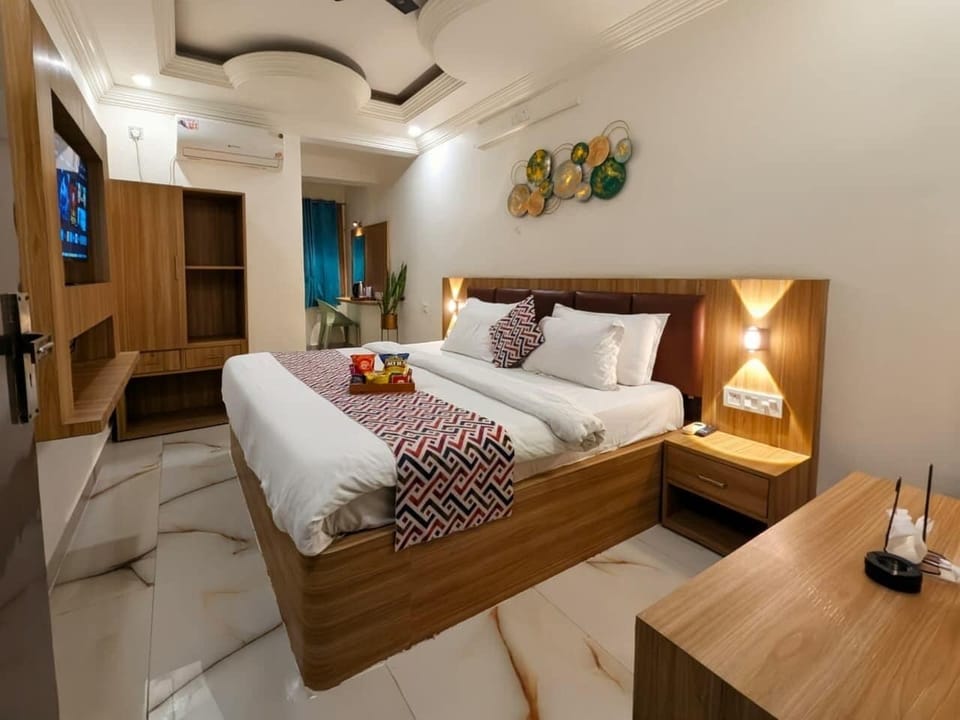 Superior Double Room | Egyptian cotton sheets, premium bedding, down comforters, pillowtop beds