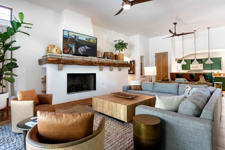 House | 5 bedrooms, high-speed internet