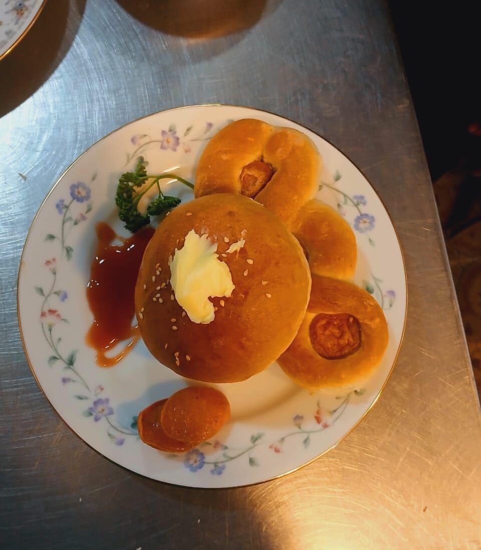 Free daily local cuisine breakfast