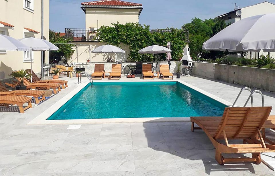 pool