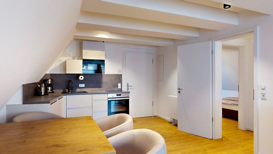 Modern and high-quality furnishings in the N°8A Boardinghouse Lüneburg (2)