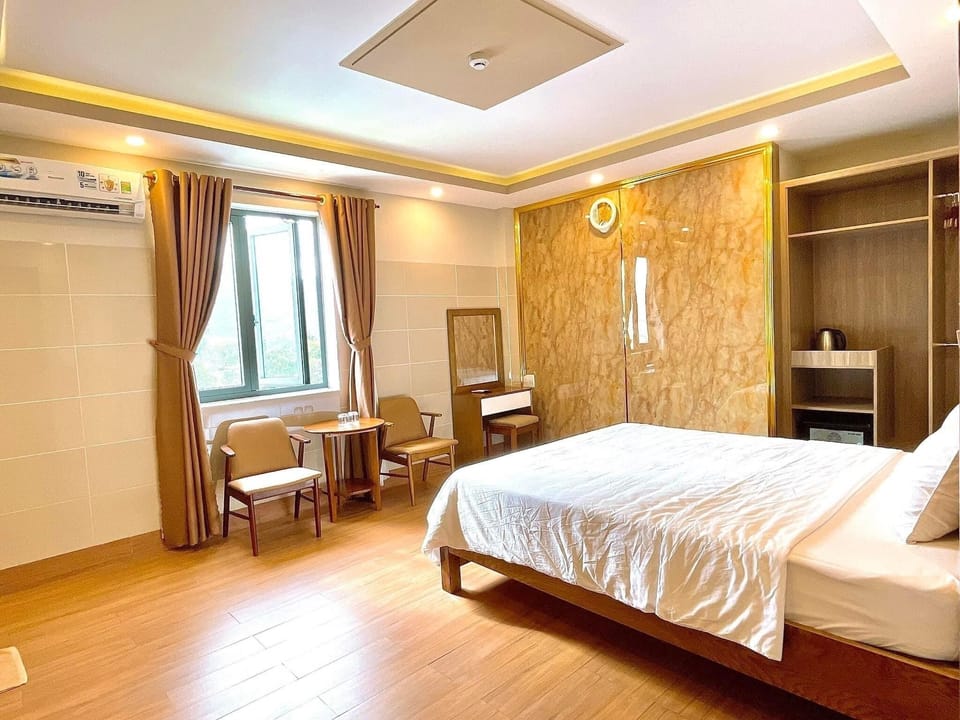 Basic Double Room | Soundproofing, WiFi (free)