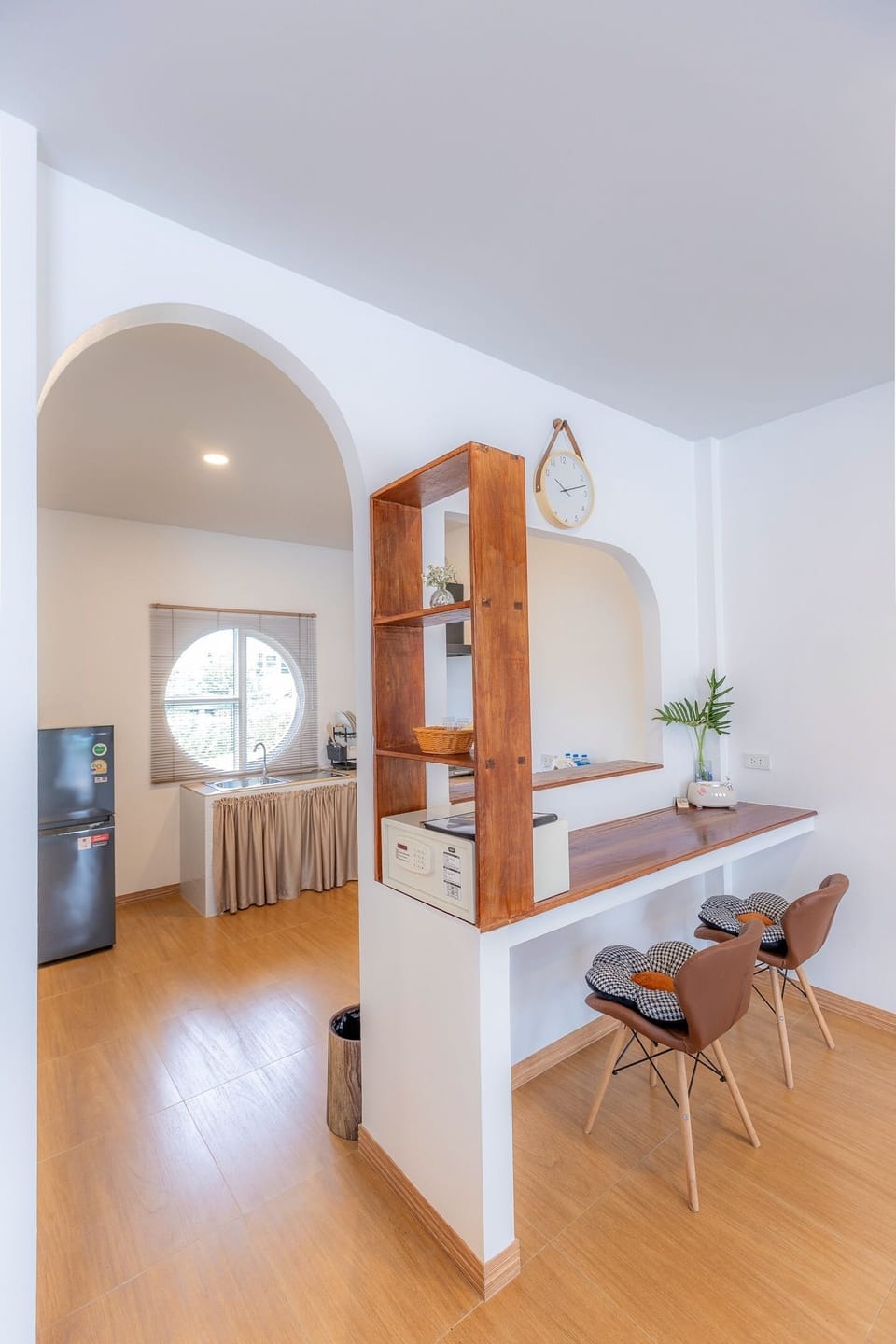Deluxe Triple Room | Living area