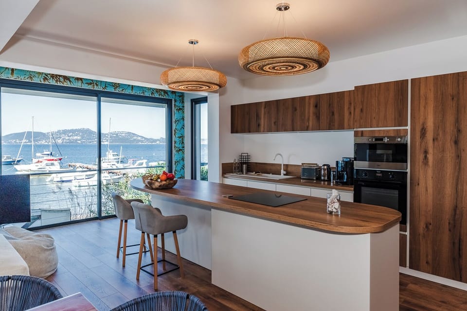 Comfort Villa, Non Smoking, Sea View | Living area | 50-inch flat-screen TV with satellite channels, TV