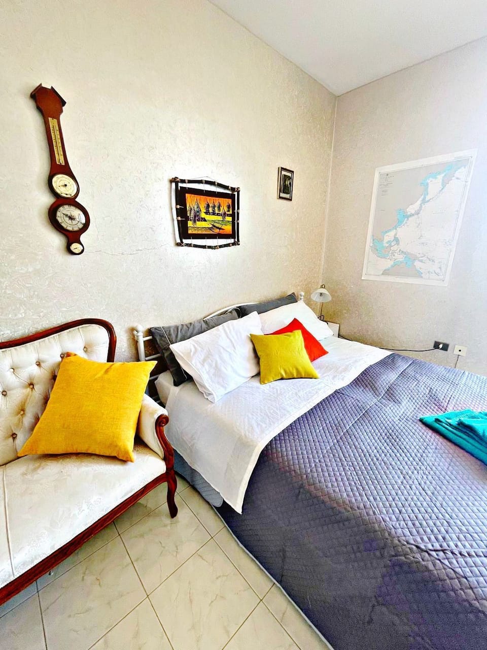 Traditional Studio Suite | WiFi (free), bed sheets