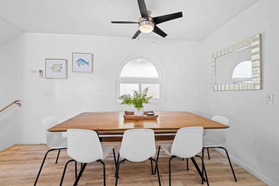 Enjoy meals in this contemporary dining space