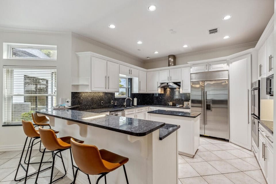 Cooking, dining, and making memories—all in one perfectly designed space.