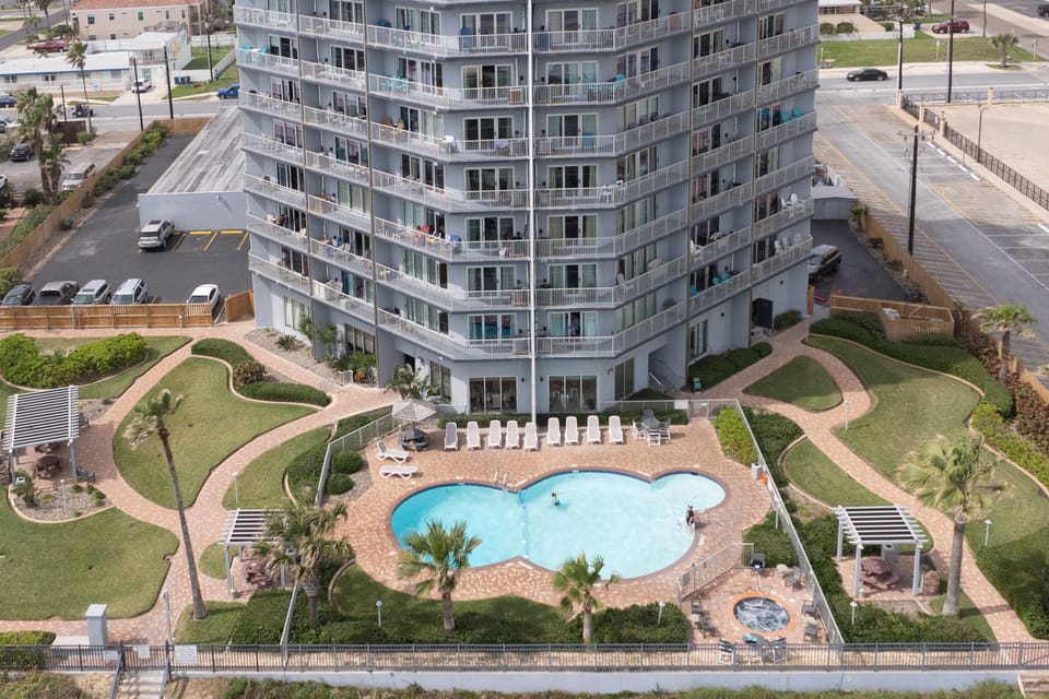 Condo, 3 Bedrooms | Exterior