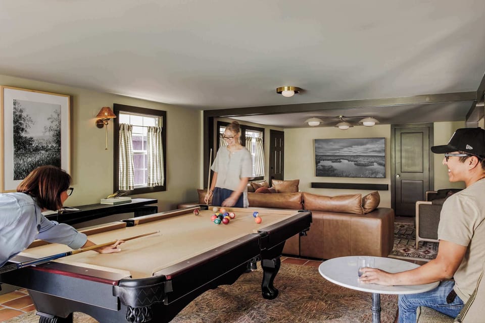 Game Lounge | Pool Table Ping Pong and Social Area | Ground Floor