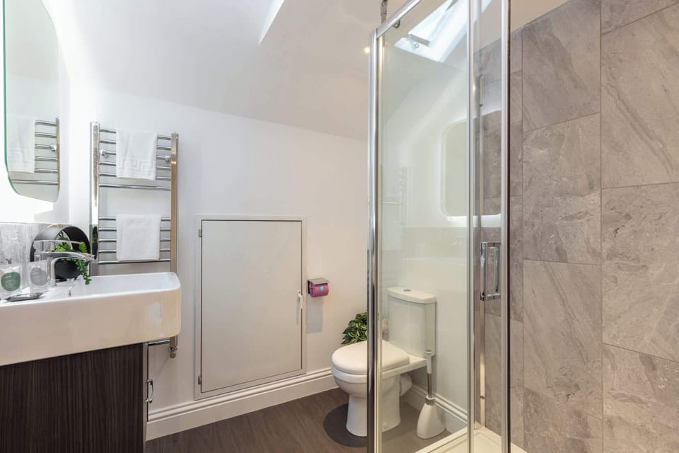 North View, South Shields - Host & Stay
