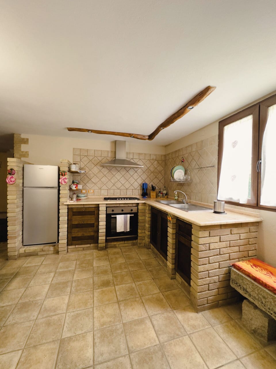 Deluxe Apartment | Private kitchen | Espresso maker, electric kettle, eco-friendly cleaning products