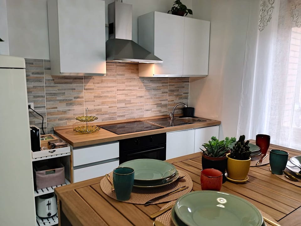 Rome Suite | Private kitchen | Full-size fridge, espresso maker, coffee/tea maker, electric kettle