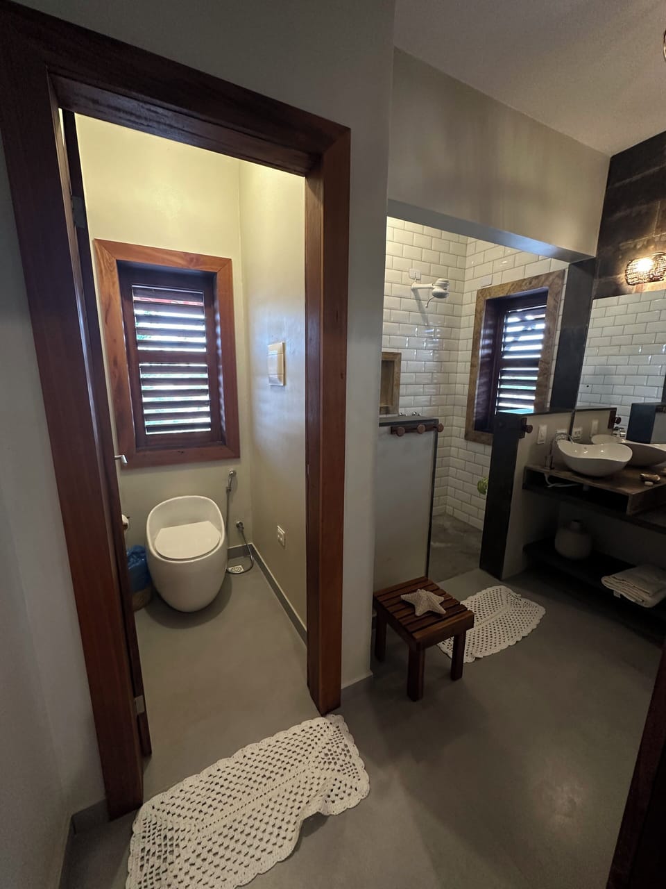 Luxury Quadruple Room, Sea View | Bathroom | Separate tub and shower, towels, soap, shampoo