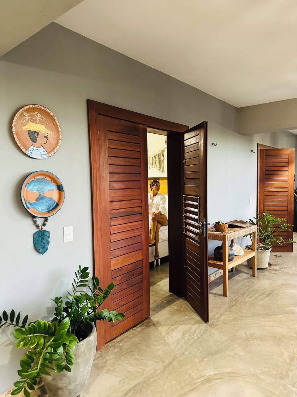 Deluxe Triple Room, Sea View | In-room safe, iron/ironing board (on request), WiFi (free), bed sheets