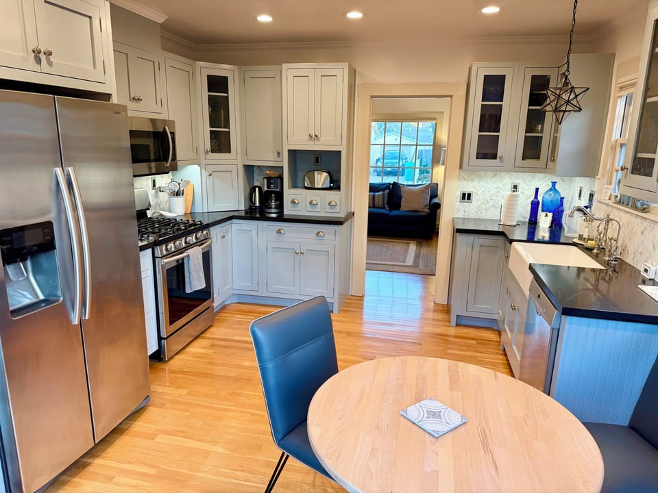 Enjoy your breakfast - there’s a table and padded chairs. 