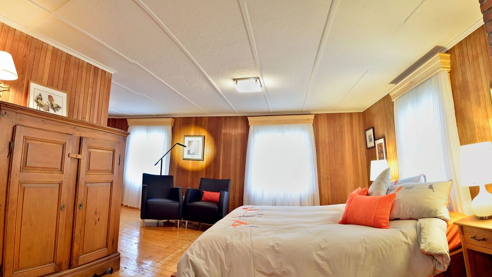 Family Quadruple Room, Ensuite, River View (Grace) | 1 bedroom, individually decorated, iron/ironing board, free WiFi