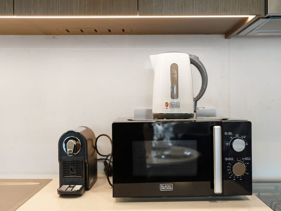 Fully Equipped Modern Kitchen