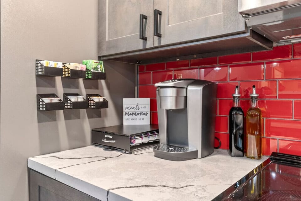 Kitchen - Main Level - Keurig Coffee Maker, Drip Coffee Maker, French Press, Electric Hot Water Kettle, & a variety of Coffee, Tea, Creamer, Sugar & Artificial Sweeteners provided!