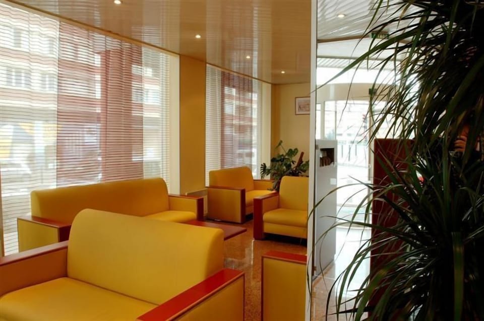 At Home Appart'Hotel Vacation rental in Toulouse