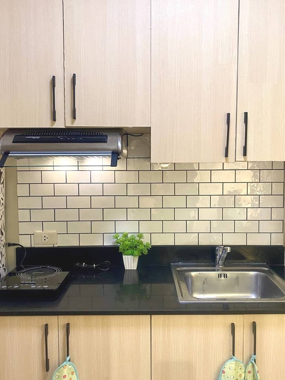 Condo, 1 Bedroom, Accessible, City View | Interior