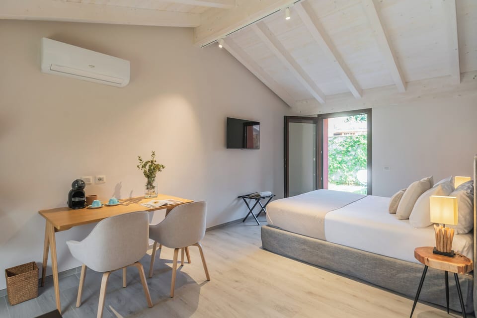 Superior Room | In-room safe, desk, laptop workspace, iron/ironing board