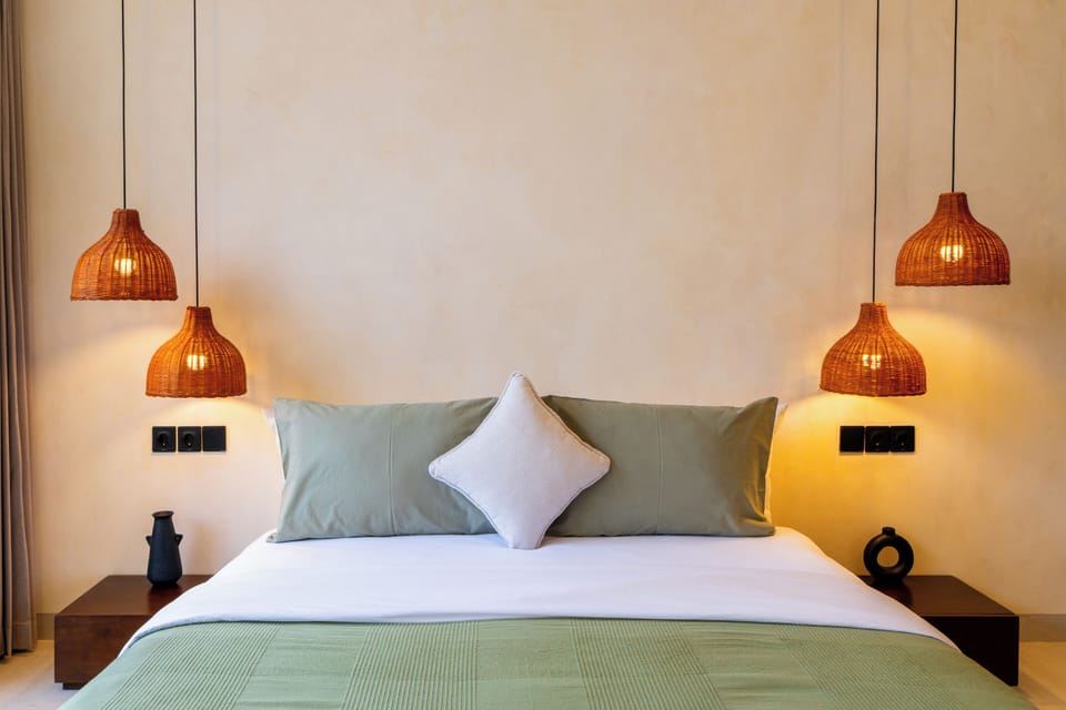 Deluxe Villa, Balcony, Hill View | 2 bedrooms, desk, free WiFi, bed sheets