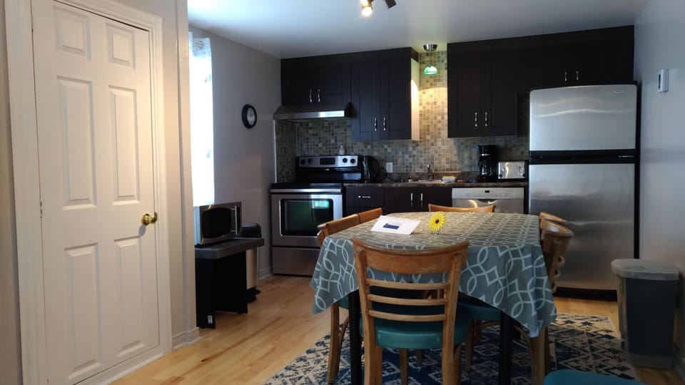 Apartment, 4 Bedrooms (La Lavandière) | Private kitchen | Coffee/tea maker, full-size fridge, microwave, oven