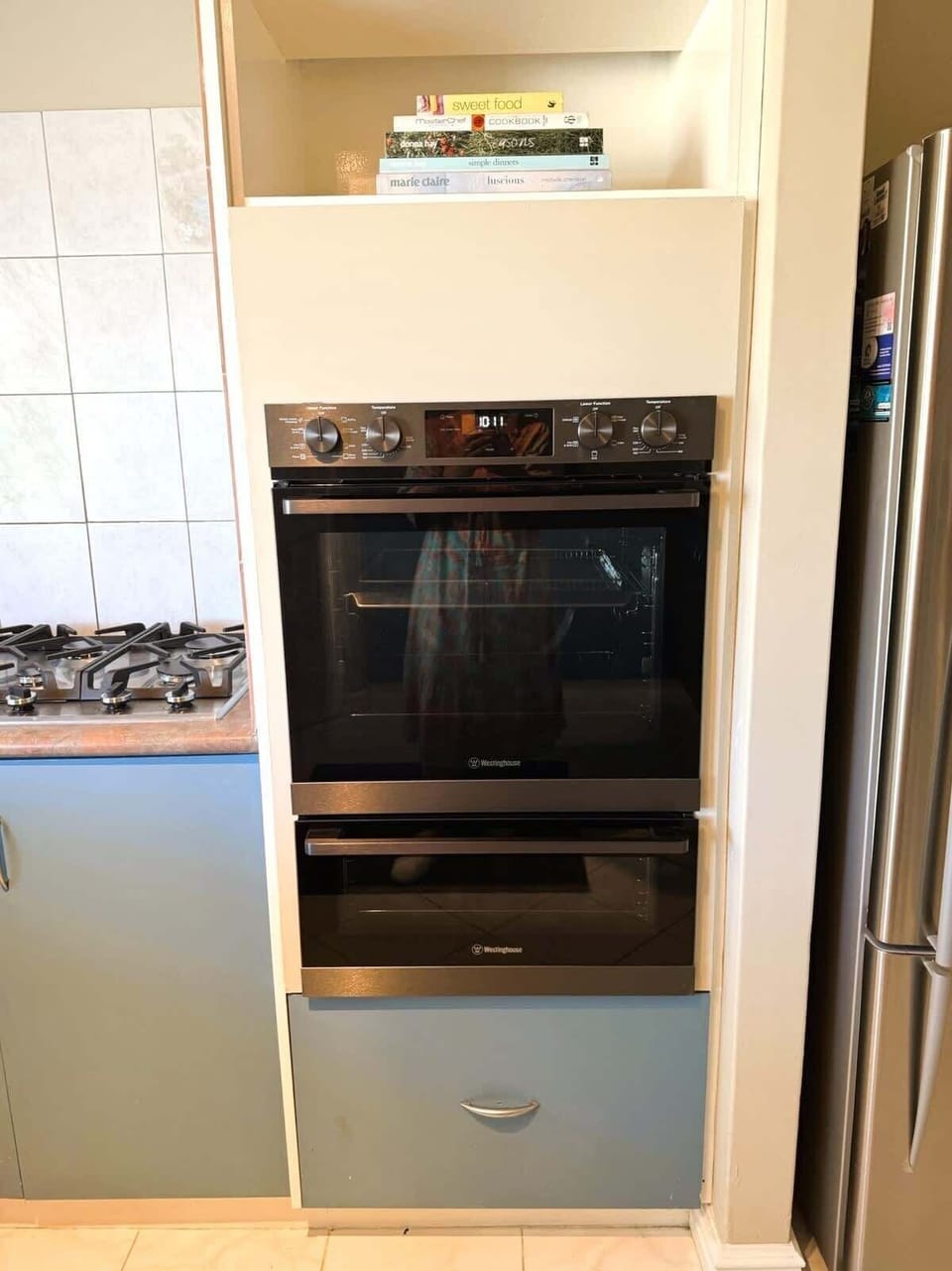 BRAND NEW oven and stove installed December 2024 :)