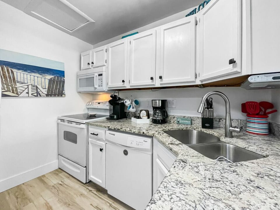 Well equipped Kitchen