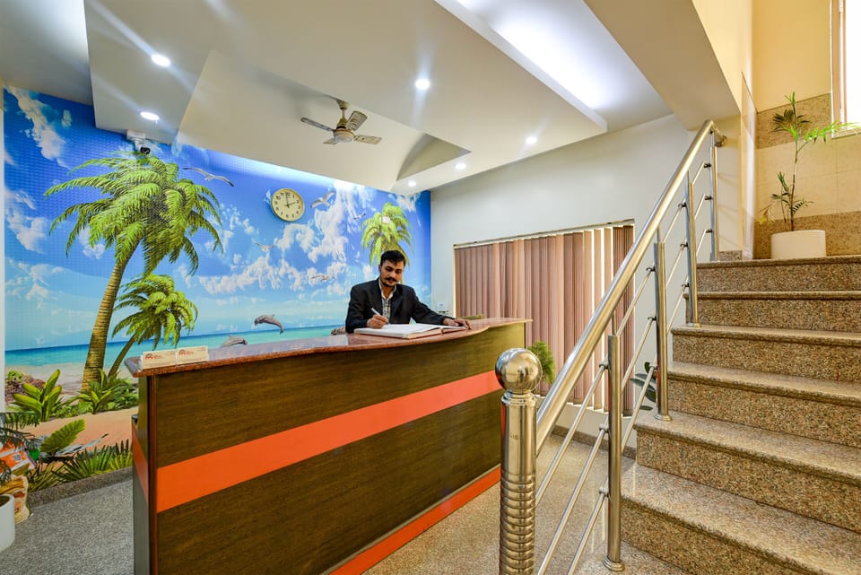 Room, 1 Bedroom, Smoking, Balcony | Lobby