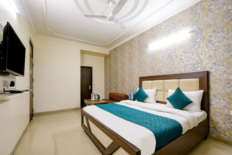 Room, 1 Bedroom, Smoking, Balcony | 1 bedroom