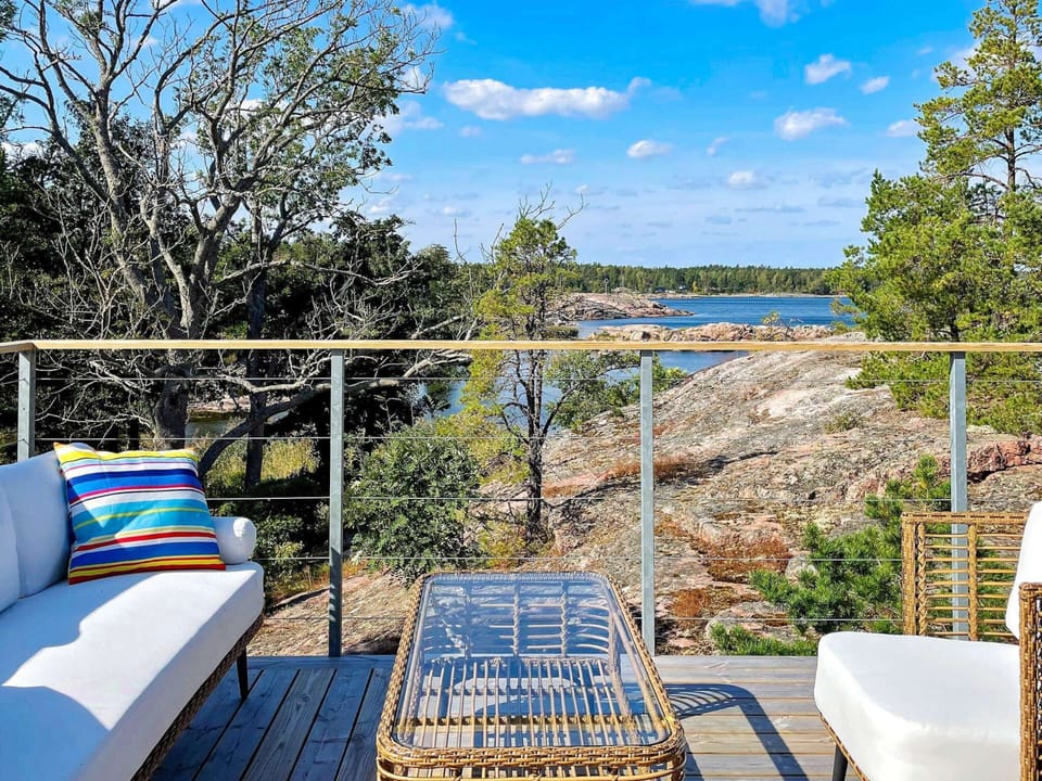 House | Property grounds