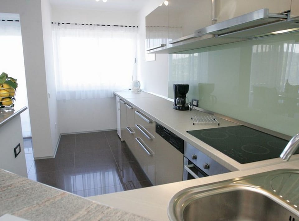 Villa (Five Bedroom Villa with Pool) | Private kitchen | Fridge