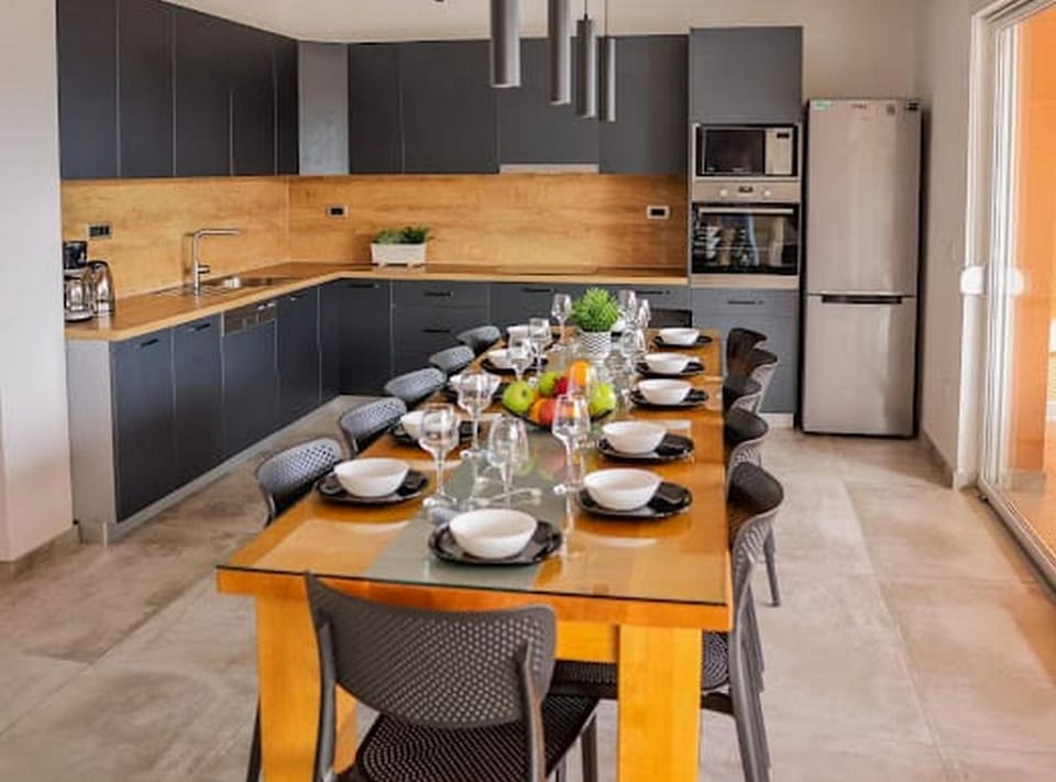 Villa (Seven Bedroom Villa with Pool) | Private kitchen | Fridge