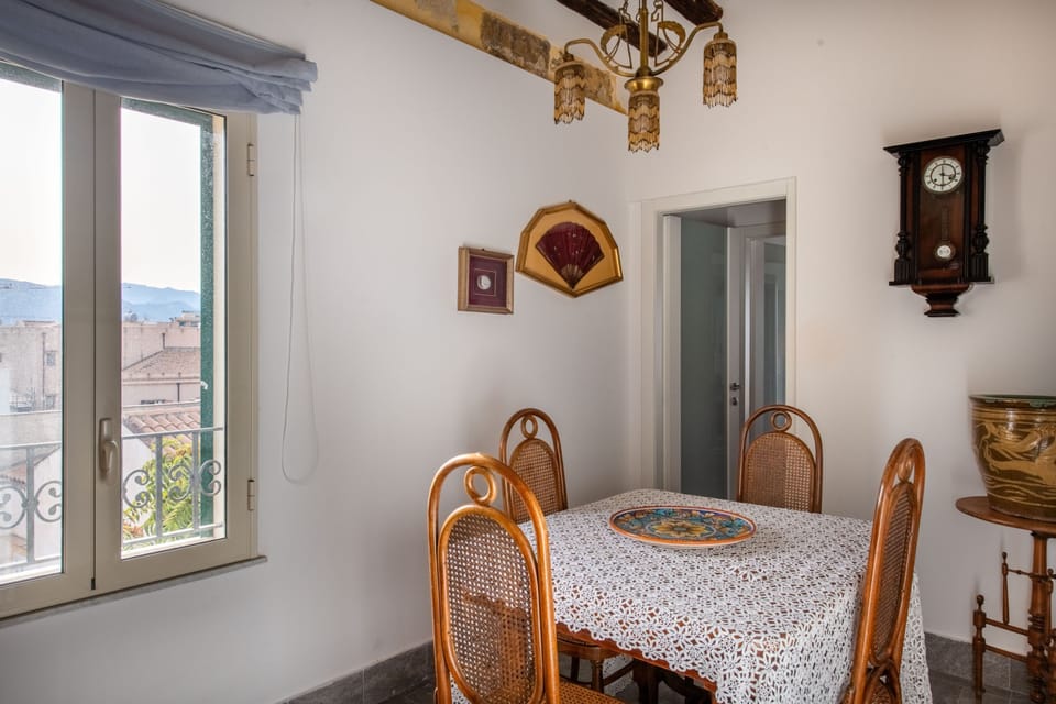 House | 1 bedroom
