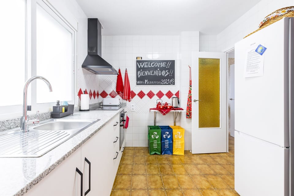 Apartment | Private kitchen | Toaster, highchair