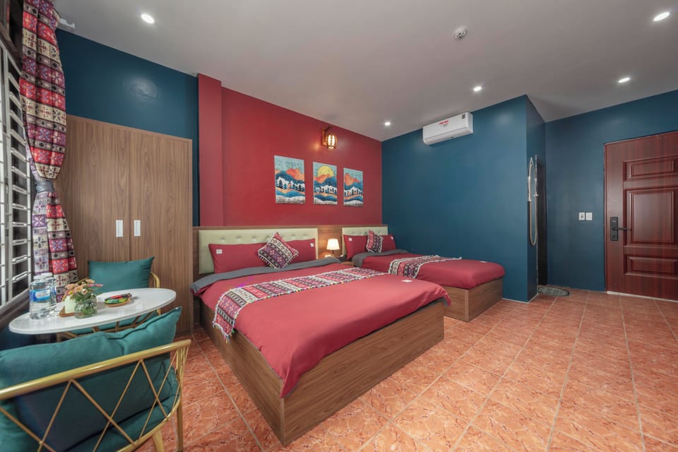 Deluxe Triple Room | Desk, laptop workspace, soundproofing, free WiFi