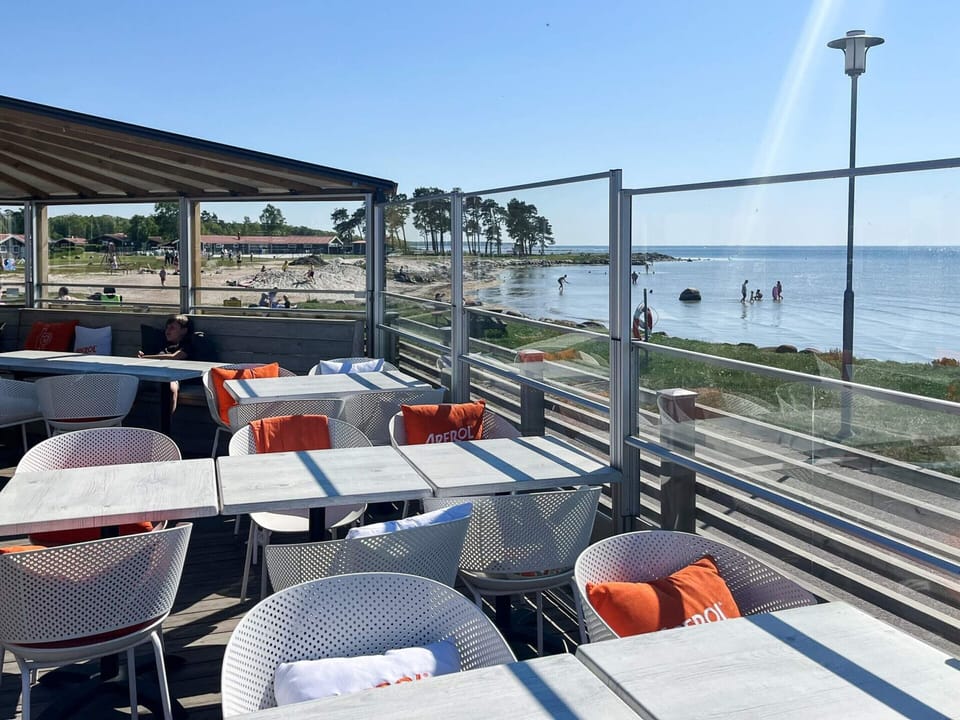 House | Outdoor dining