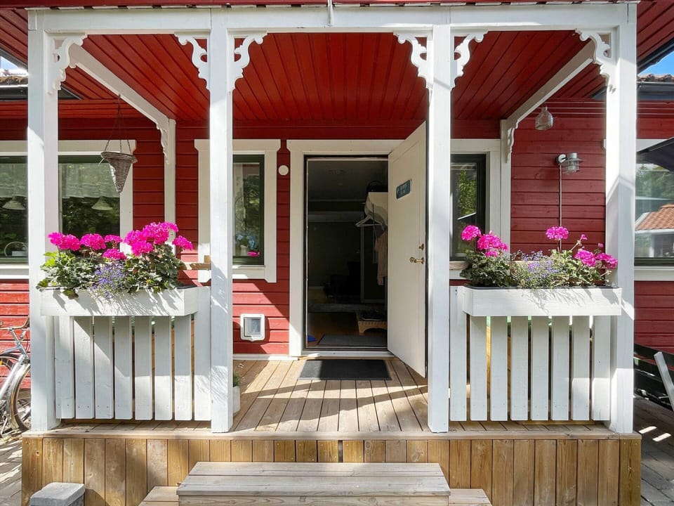 House | Exterior