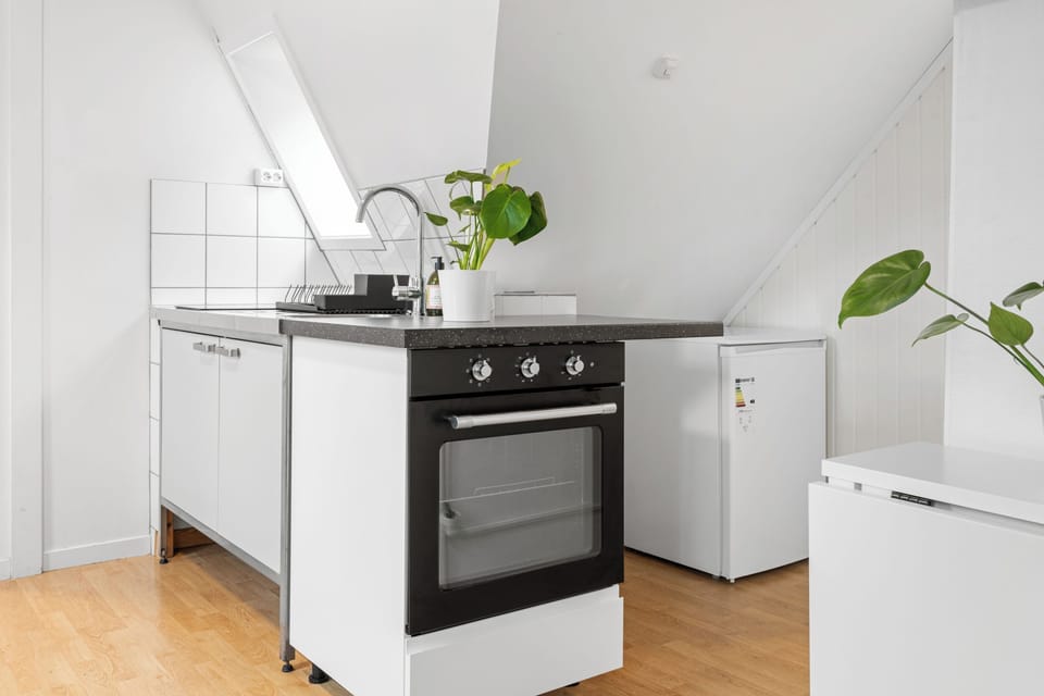 Apartment, 3 Bedrooms, City View | 3 bedrooms, blackout drapes, iron/ironing board, free WiFi