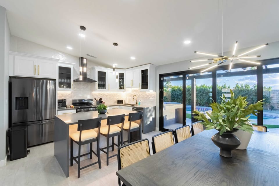 House (4 Bedrooms) | Interior